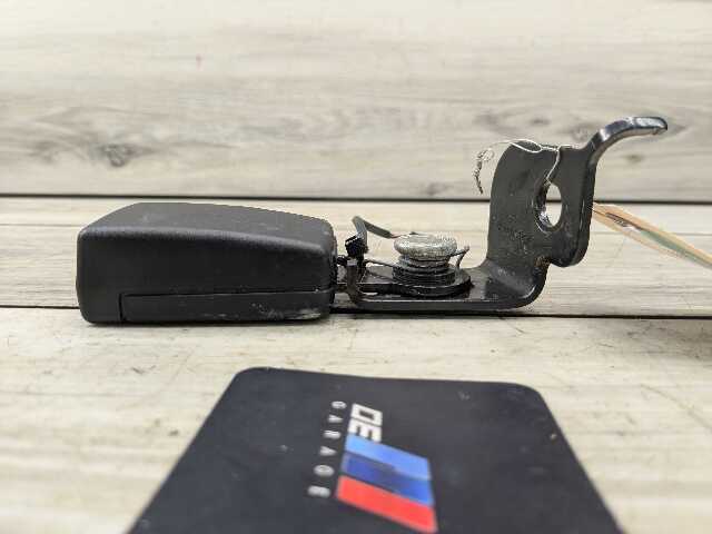 OEM BMW G01 G02 F97 F98 X3 X4 REAR Left Driver Side SeatBelt Seat Belt Buckle