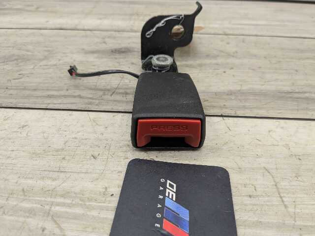 OEM BMW G01 G02 F97 F98 X3 X4 REAR Left Driver Side SeatBelt Seat Belt Buckle