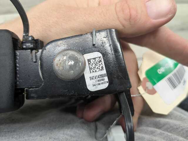 OEM BMW G01 G02 F97 F98 X3 REAR Right Passenger Side SeatBelt Seat Belt Buckle