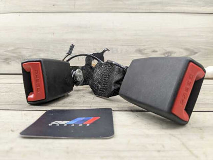 OEM BMW G01 G02 F97 F98 X3 REAR Right Passenger Side SeatBelt Seat Belt Buckle