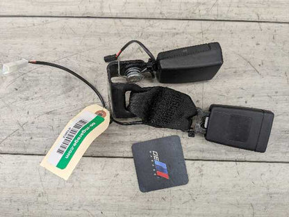 OEM BMW G01 G02 F97 F98 X3 REAR Right Passenger Side SeatBelt Seat Belt Buckle