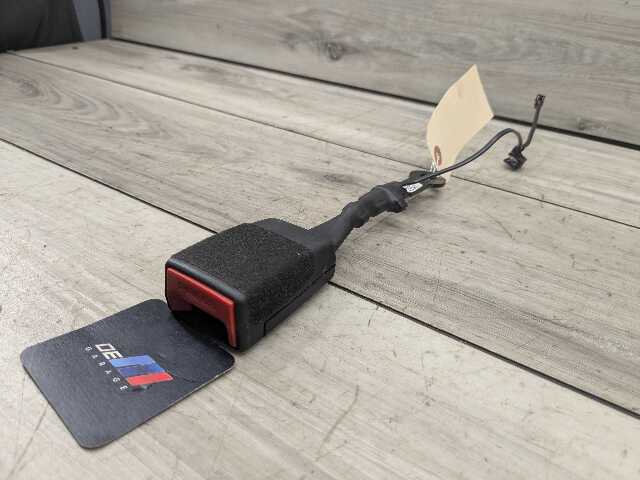 OEM BMW F93 F97 G01 G02 G16 G20 G80 M3 330 M340 Front Left Right Seatbelt Buckle