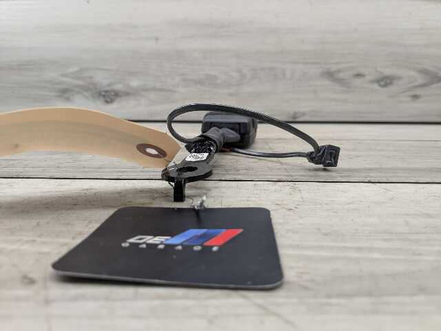 OEM BMW F93 F97 G01 G02 G16 G20 G80 M3 330 M340 Front Left Right Seatbelt Buckle