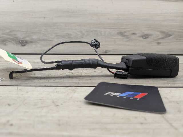 OEM BMW F93 F97 G01 G02 G16 G20 G80 M3 330 M340 Front Left Right Seatbelt Buckle