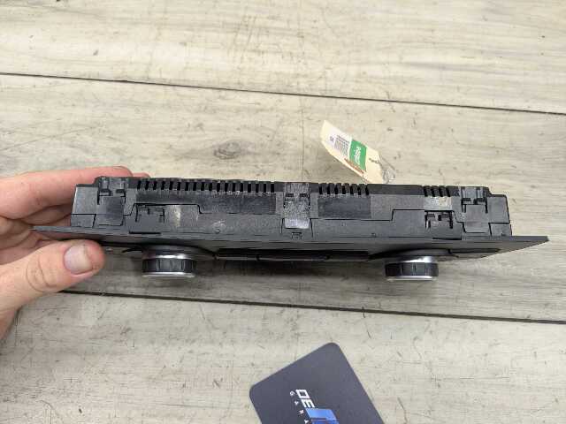 06-13 OEM BMW E82 E88 E90 E92 E93 328 335 AC Heater Climate Control Switch Panel