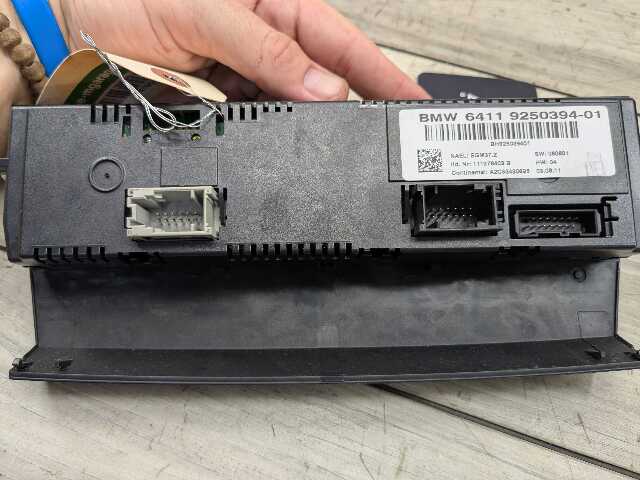 06-13 OEM BMW E82 E88 E90 E92 E93 328 335 AC Heater Climate Control Switch Panel