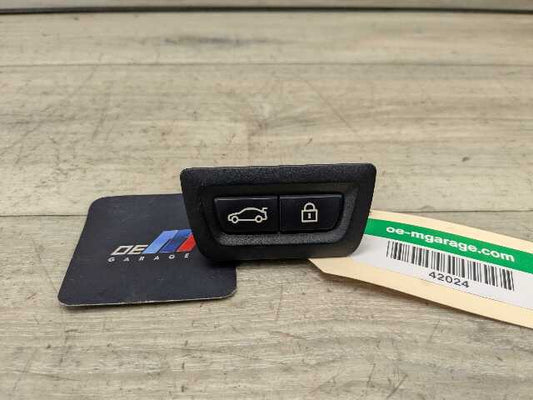 OEM BMW F02 F10 F35 F30 F36 F80 G01 G30 X3 Rear Trunk Lid Center Unlock Switch