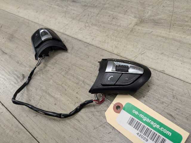 OEM BMW F10 F22 F23 F30 F32 F33 F36 M SPORT Steering Wheel Multifunction Button*