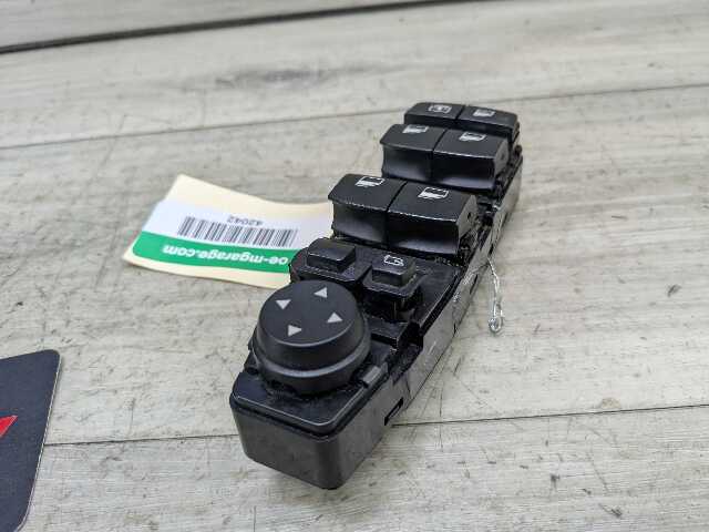 OEM BMW F06 F10 528 535 550 Front Driver Main Master Power Window Switch Button
