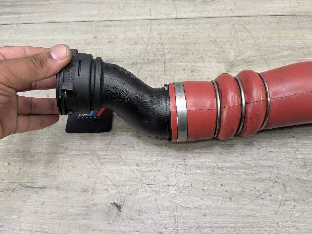 OEM BMW F02 F06 F10 F12 F13 535 Intercooler Charge Air Induction Tract Pipe N55