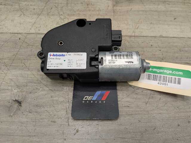 OEM BMW F02 F06 F10 F13 F16 F22 F30 F32 F36 F80 F82 Sunroof Glass Motor Drive