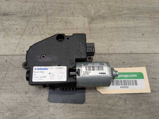 OEM BMW F02 F06 F10 F13 F16 F22 F30 F32 F36 F80 F82 Sunroof Glass Motor Drive
