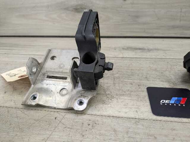OEM BMW F02 F06 F10 F12 F13 Front Bumper Left Right Support Adapter Bracket PAIR
