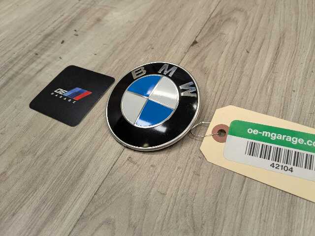 16-22 OEM BMW G11 G12 740 750 M760 Front Round Emblem For Bumper Hood 82mm