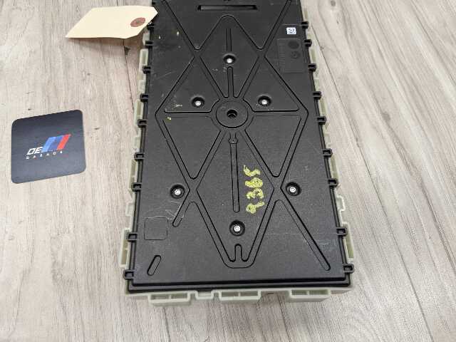 OEM BMW F90 F97 F98 G01 G02 G11 G12 G30 BDC Body Domain Control Module Unit
