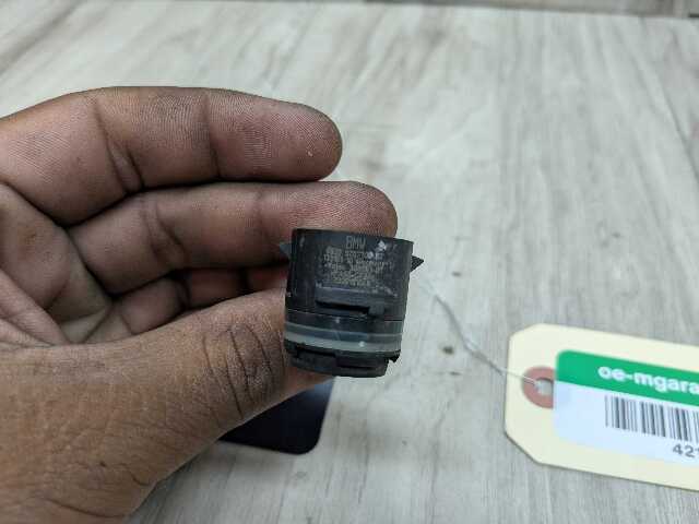 OEM BMW F15 F39 F90 G01 G12 G30 X3 X5 Bumper Parking Distance PDC Sensor