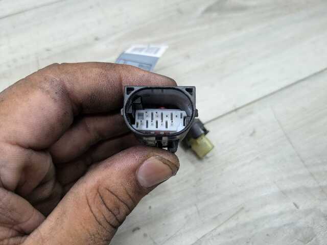 11-13 OEM BMW F10 528 535 550 M5 Front Parking Distance Sonic PDC Wiring Harness