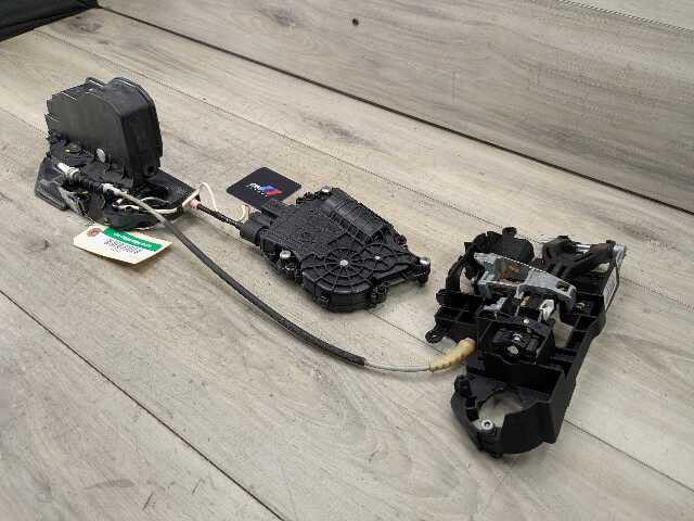 OEM BMW F10 528 535 550 M5 REAR Right Passenger Door Lock Actuator SOFT CLOSE