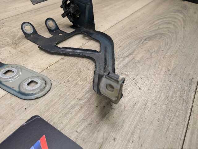 11-16 OEM BMW F10 528 535 550 Front Left Driver Fender Holder Brackets SET