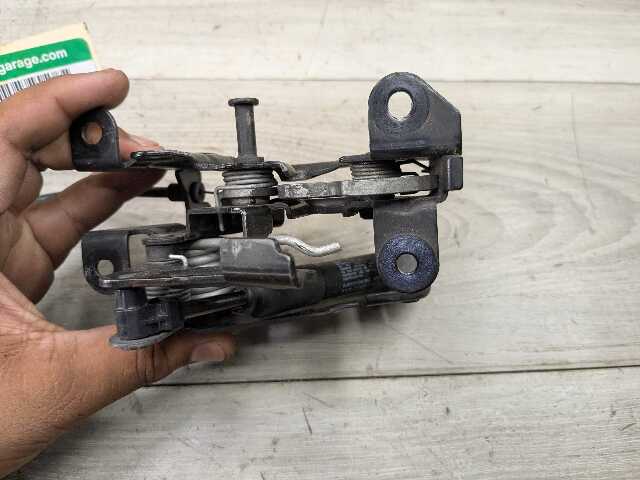 OEM BMW F02 F06 F10 F12 F13 M5 M6 Hood Left Right Hood Lock Latch w/ Cable SET