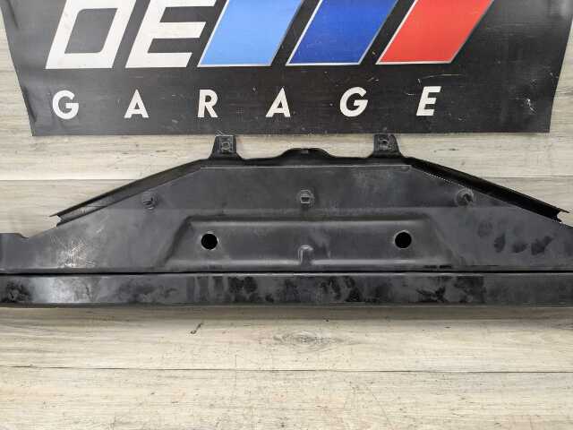 OEM BMW F06 F10 F12 F13 M5 Front Upper Engine Bay Radiator Support Mount Tie Bar