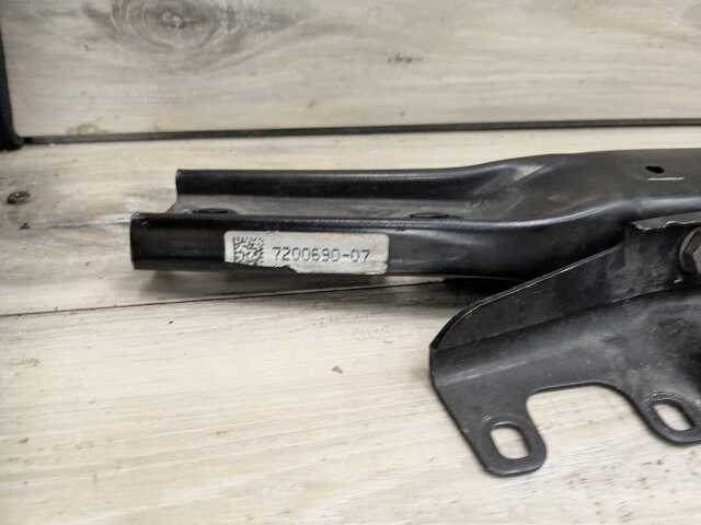 OEM BMW F06 F10 F12 F13 M5 Front Upper Engine Bay Radiator Support Mount Tie Bar