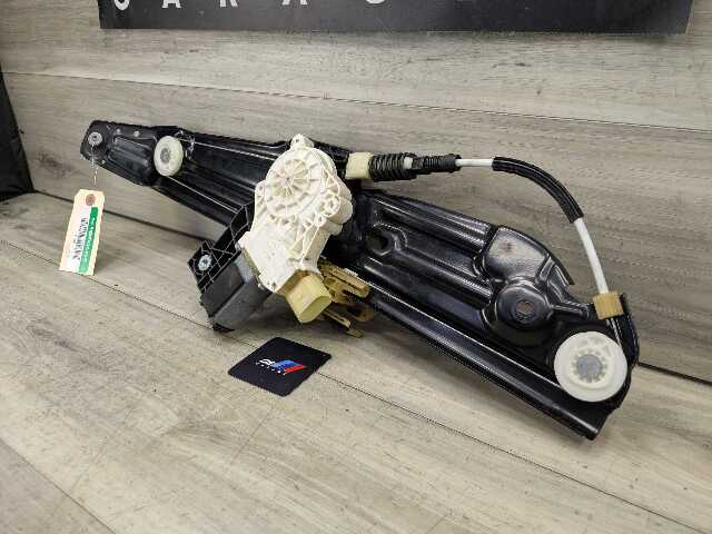 OEM BMW F10 528 535 550 M5 REAR Left Driver Door Glass Window Regulator Motor