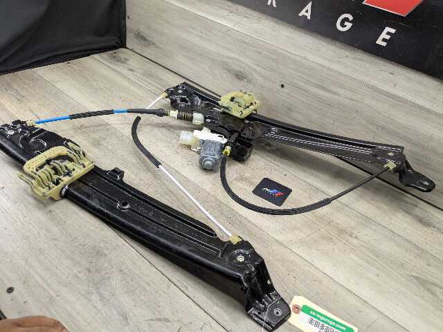 OEM BMW F10 528 535 550 M5 FRONT Left Driver Door Window Regulator Motor