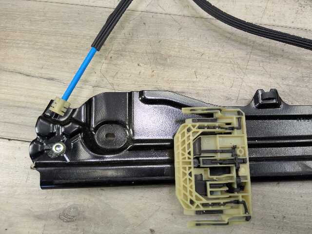 OEM BMW F10 528 535 550 M5 FRONT Left Driver Door Window Regulator Motor