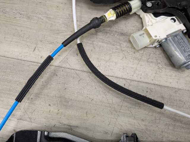 OEM BMW F10 528 535 550 M5 FRONT Left Driver Door Window Regulator Motor