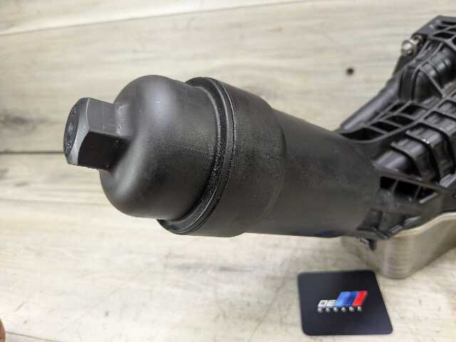 OEM BMW G01 G20 G22 G23 G26 G30 G42 330 430 X3 Engine B46 B48 Oil Filter Housing
