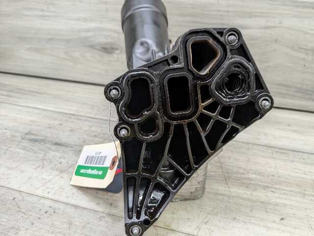 OEM BMW G01 G20 G22 G23 G26 G30 G42 330 430 X3 Engine B46 B48 Oil Filter Housing