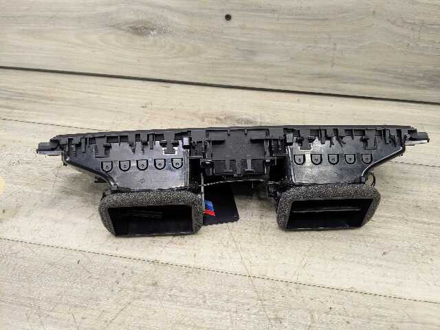 OEM BMW G01 G20 G22 G23 G26 G80 G82 AC Vent Heater Climate Control Switch Panel