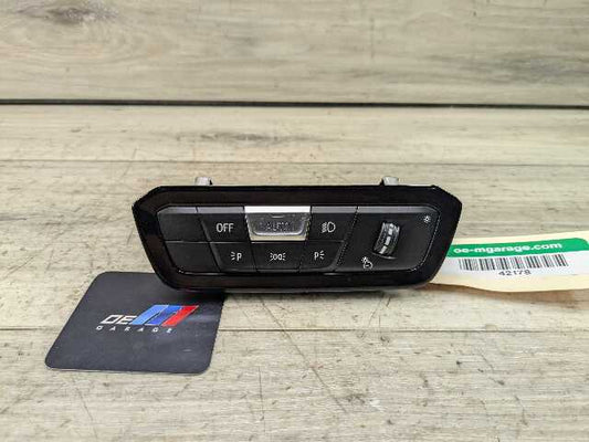 OEM BMW G20 G22 G23 G26 G42 G80 G82 M3 M4 Headlight Control Switch Light Module