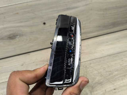 OEM BMW G20 G22 G23 G26 G80 G82 G83 Rear AC Air Climate Control Switch Module