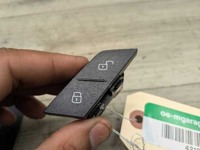 OEM BMW F44 G20 G22 G23 G42 G80 Front Left Driver Side Door Lock Unlock Switch