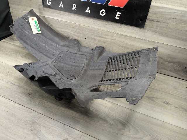 OEM BMW F10 528 535 550 Front Right Passenger Fender Liner Wheel Splash Shield