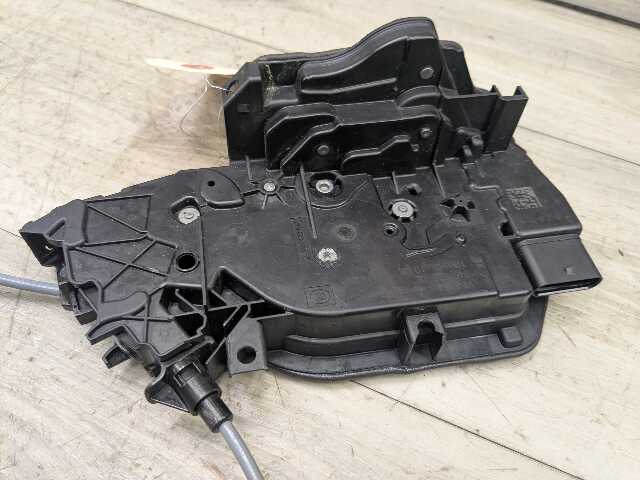 OEM BMW F44 G20 G80 330 M340 M3 FRONT RIGHT PASSENGER Door Lock Latch Actuator