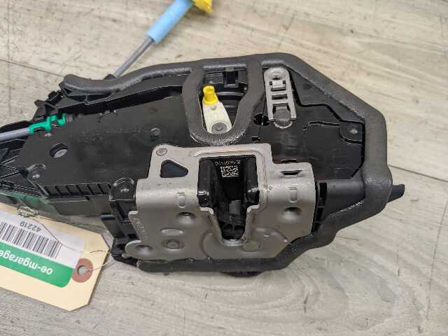 OEM BMW F44 G20 G80 330 M340 M3 FRONT RIGHT PASSENGER Door Lock Latch Actuator