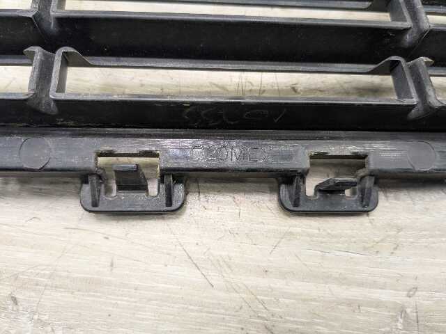 19-22 OEM BMW G20 330 Front Bumper Lower Center Middle Insert Grill Grille LINES