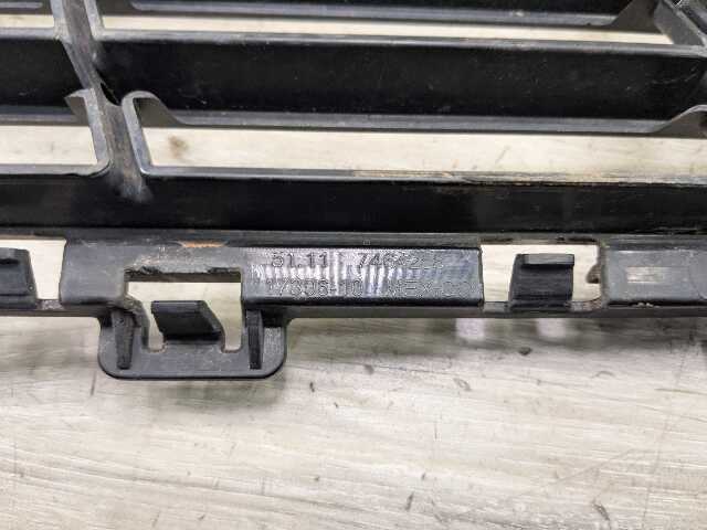 19-22 OEM BMW G20 330 Front Bumper Lower Center Middle Insert Grill Grille LINES