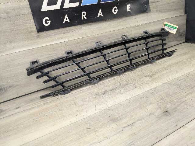 19-22 OEM BMW G20 330 Front Bumper Lower Center Middle Insert Grill Grille LINES