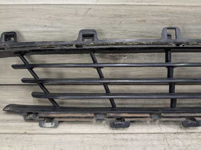 19-22 OEM BMW G20 330 Front Bumper Lower Center Middle Insert Grill Grille LINES