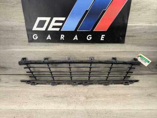 19-22 OEM BMW G20 330 Front Bumper Lower Center Middle Insert Grill Grille LINES