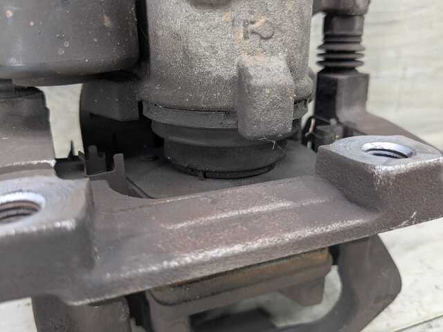 OEM BMW G20 G22 G23 G26 G42 330 M340 430 440 REAR Right Passenger Brake Caliper