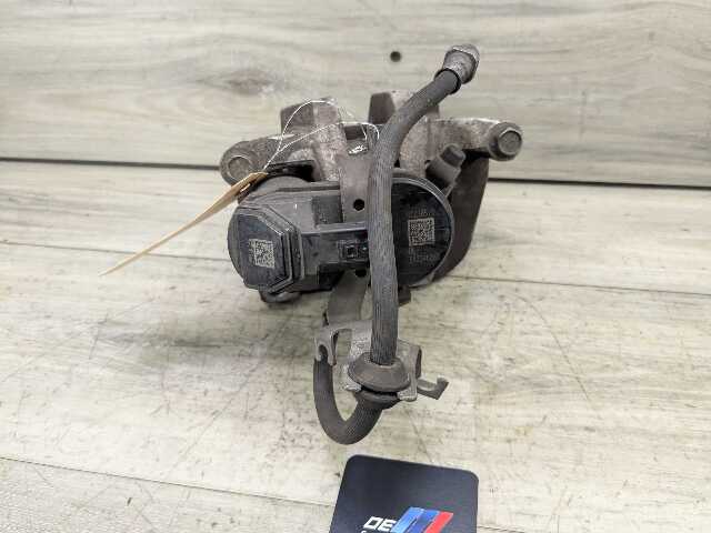 OEM BMW G20 G22 G23 G26 G42 330 M340 430 440 REAR Right Passenger Brake Caliper