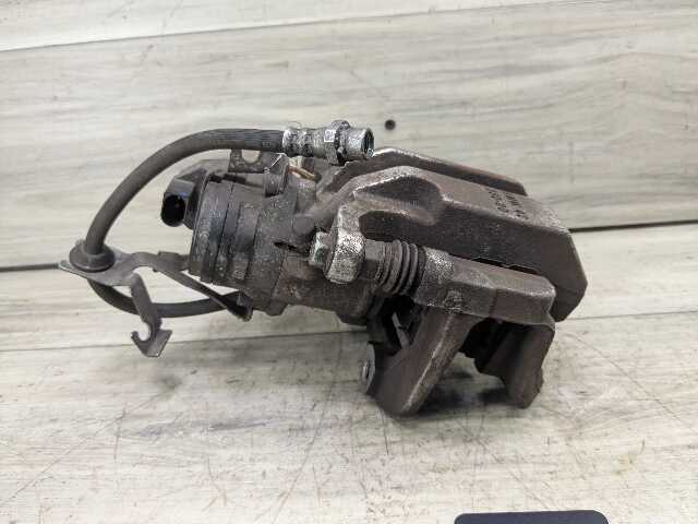 OEM BMW G20 G22 G23 G26 G42 330 M340 430 440 REAR Right Passenger Brake Caliper
