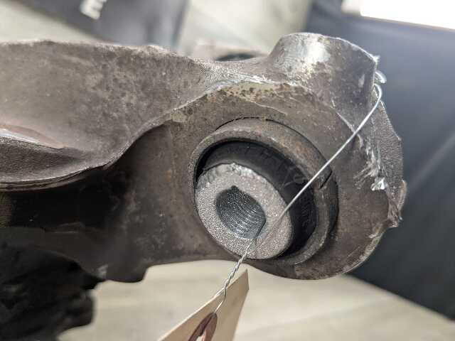 OEM BMW G20 330 M340 REAR Right Passenger Knuckle Wheel Hub Spindle Bearing