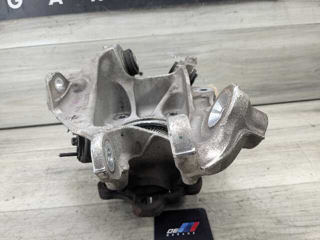 OEM BMW G20 330 M340 REAR Right Passenger Knuckle Wheel Hub Spindle Bearing