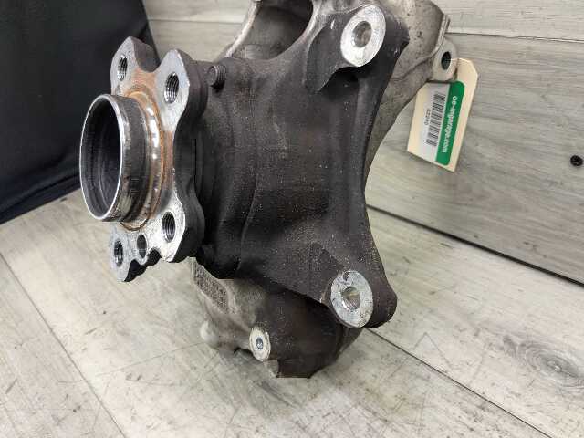 OEM BMW G20 G22 G23 330 M340 FRONT Left Driver Hub Spindle Knuckle Bearing RWD